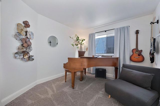 1526 Carbury Way, Roseville, CA 95747