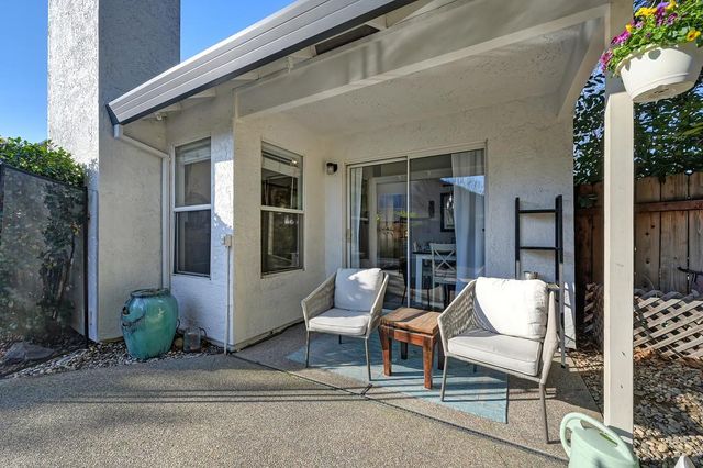 1526 Carbury Way, Roseville, CA 95747