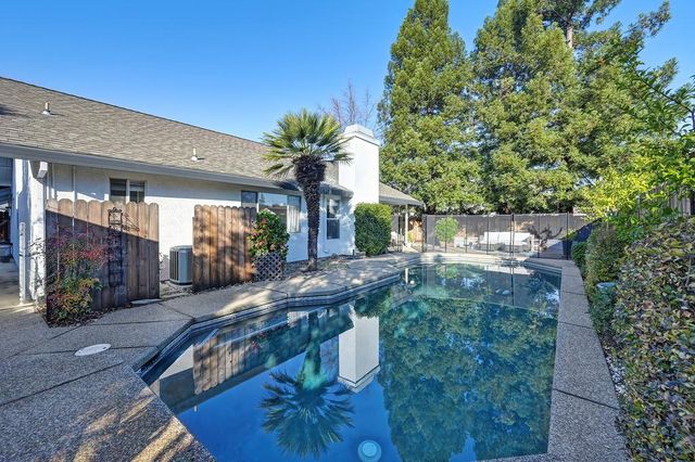 1526 Carbury Way, Roseville, CA 95747