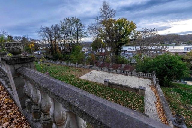 315 W 3rd Street, Maysville, KY 41056