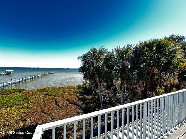 7130 S Tropical Trail, Merritt Island, FL 32952