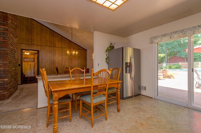 330 Diamond Road, Jackson, NJ 08527