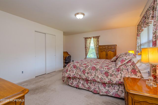 330 Diamond Road, Jackson, NJ 08527