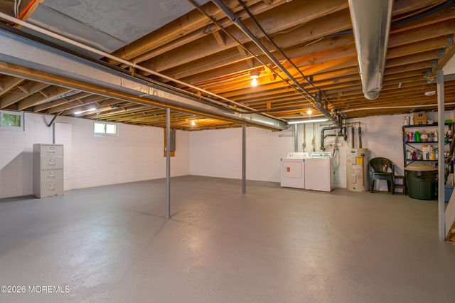 330 Diamond Road, Jackson, NJ 08527