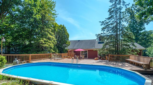 330 Diamond Road, Jackson, NJ 08527