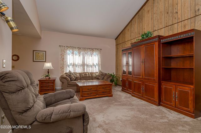 330 Diamond Road, Jackson, NJ 08527