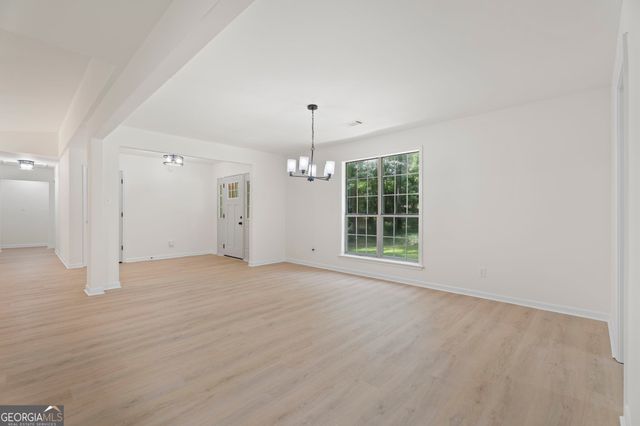 419 Marcella Avenue, Sharpsburg, GA 30277