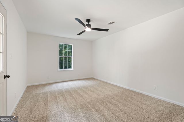 419 Marcella Avenue, Sharpsburg, GA 30277