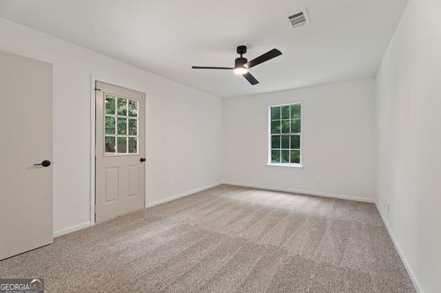 419 Marcella Avenue, Sharpsburg, GA 30277