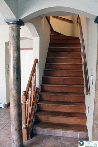 3045 West Scenic Drive, Moore Twp, PA 18038