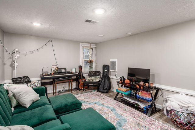 385-387 Jackson Street, Columbus, OH 43206