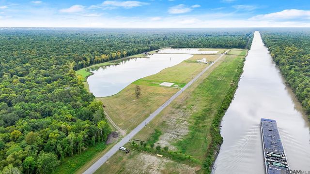 6036 Mill Town Rd, Brusly, LA 70719