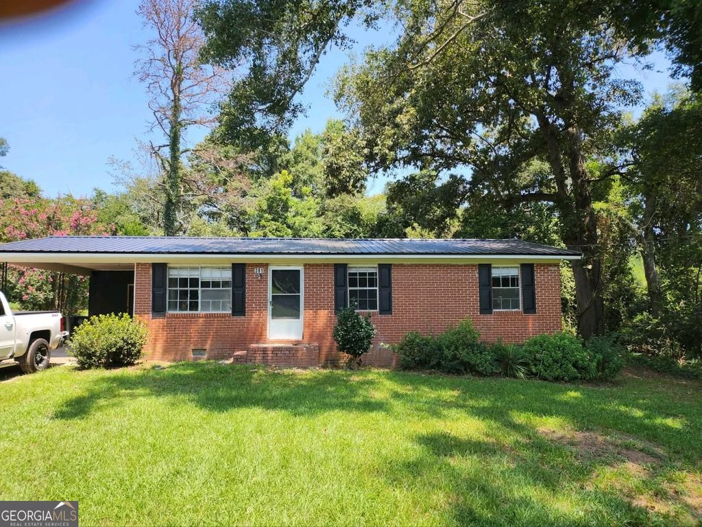 381 King Road, Ellaville, GA 31806