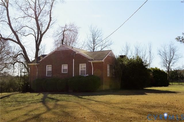 2500 Maidens Rd, Powhatan, VA 23139