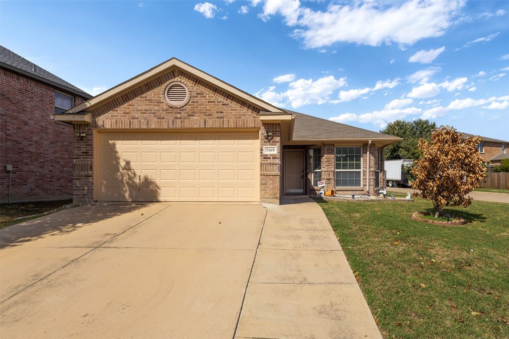 5169 Westgrove Boulevard, Haltom City, TX 76117 — exterior