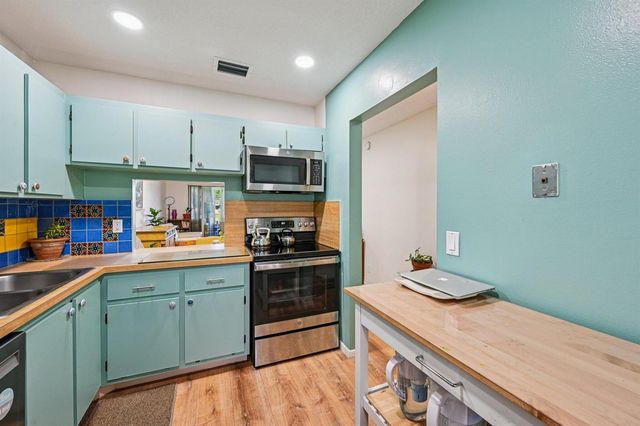 107 Lake Olive Drive, West Palm Beach, FL 33411
