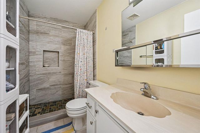 107 Lake Olive Drive, West Palm Beach, FL 33411