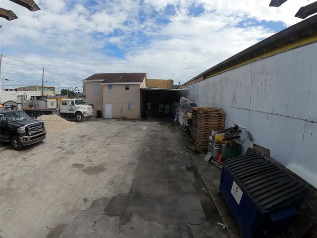 2484 NW 21st Terrace, Miami, FL 33142