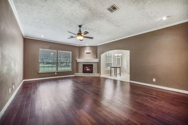 15480 Fm 3083 Road, Conroe, TX 77302