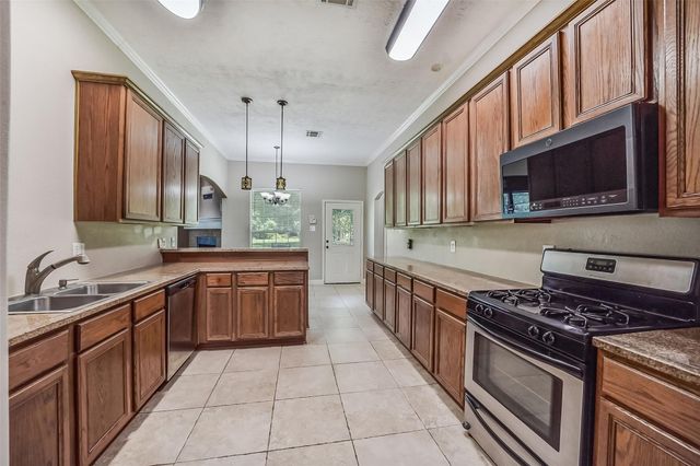 15480 Fm 3083 Road, Conroe, TX 77302