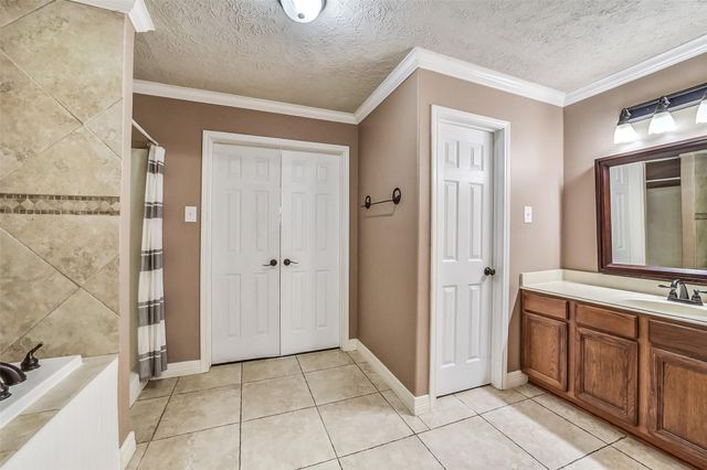 15480 Fm 3083 Road, Conroe, TX 77302