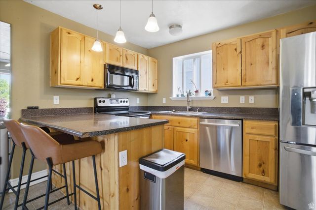 7065 N CHEROKEE ST, Eagle Mountain, UT 84005