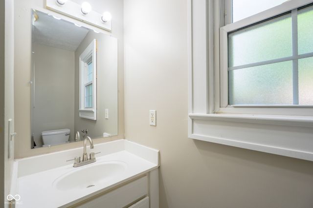 916 E 54th Street, Indianapolis, IN 46220