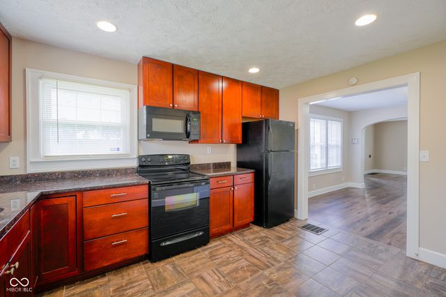 916 E 54th Street, Indianapolis, IN 46220