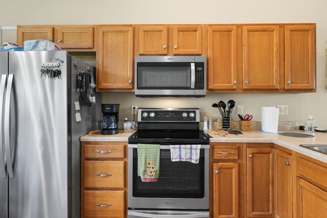 1220 Crescent Ridge Dr, Murfreesboro, TN 37128