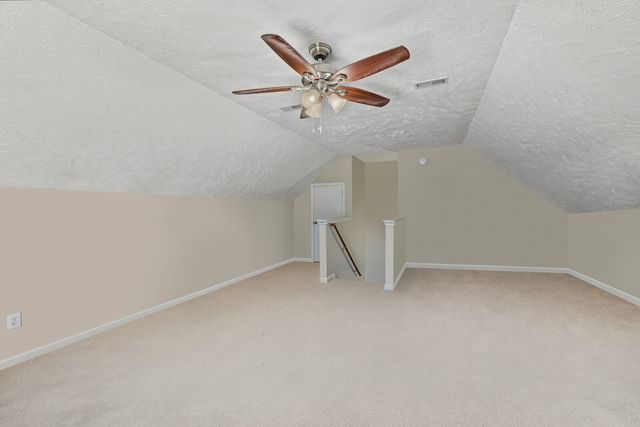 1220 Crescent Ridge Dr, Murfreesboro, TN 37128