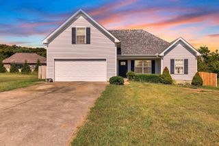 1220 Crescent Ridge Dr, Murfreesboro, TN 37128