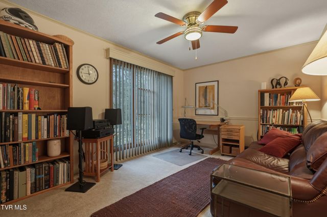 166 Heather Lane, Johnson City, TN 37601