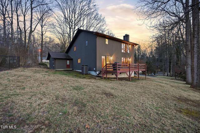 166 Heather Lane, Johnson City, TN 37601