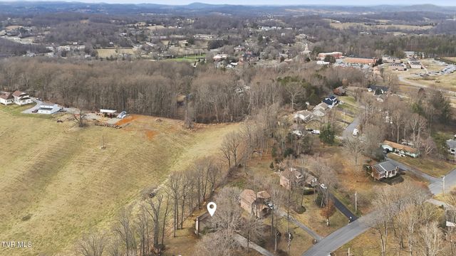 166 Heather Lane, Johnson City, TN 37601