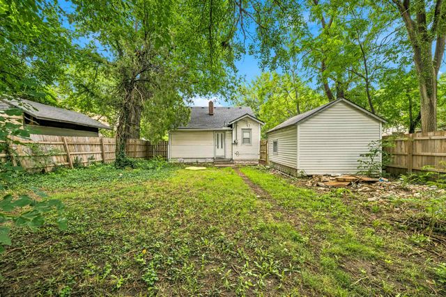 231 N Exposition Ave, Wichita, KS 67203