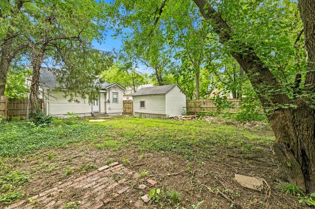 231 N Exposition Ave, Wichita, KS 67203