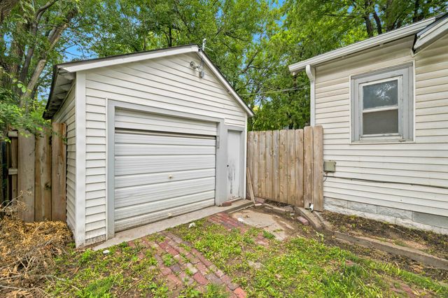 231 N Exposition Ave, Wichita, KS 67203