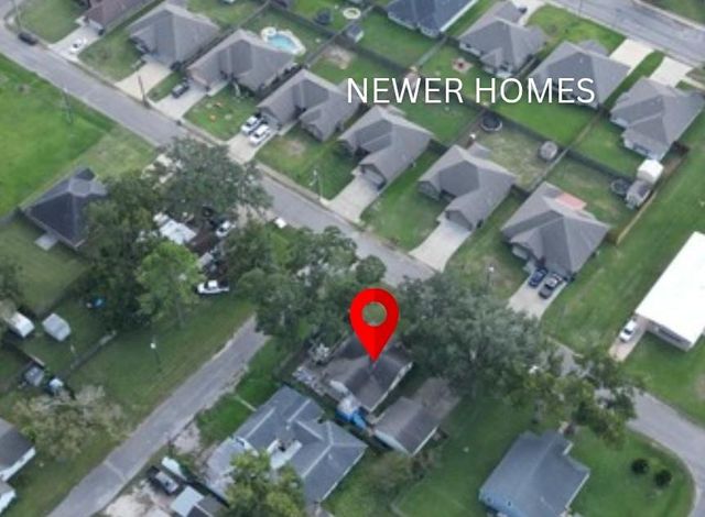 502 N Holly Street, Sweeny, TX 77480