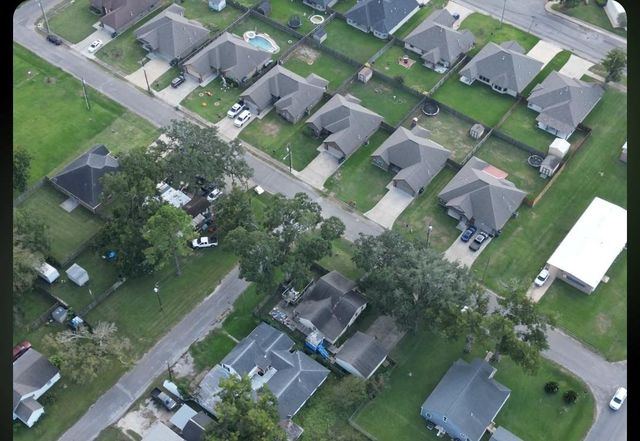 502 N Holly Street, Sweeny, TX 77480