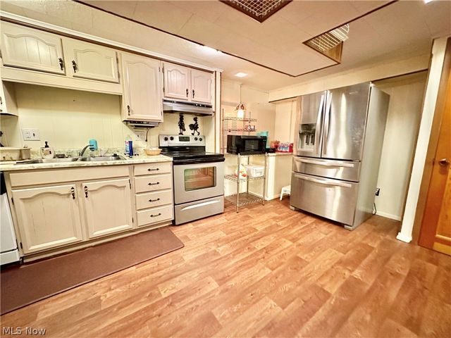 408 Garfield Avenue, Steubenville, OH 43952
