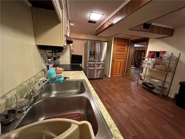 408 Garfield Avenue, Steubenville, OH 43952