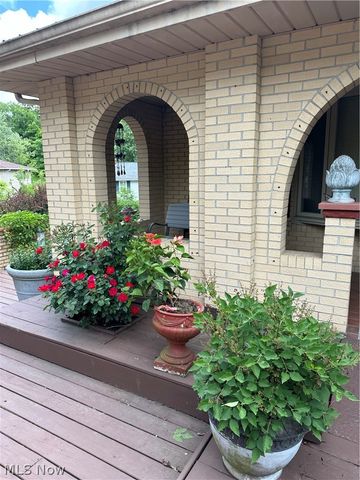408 Garfield Avenue, Steubenville, OH 43952