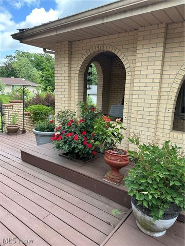 408 Garfield Avenue, Steubenville, OH 43952