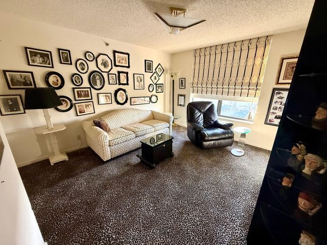 7564 Regency Lake Drive 702, Boca Raton, FL 33433