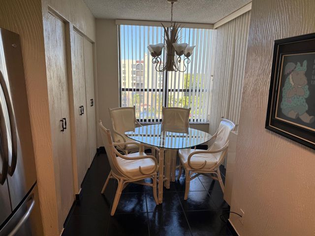 7564 Regency Lake Drive 702, Boca Raton, FL 33433