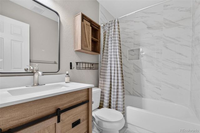 1422 Madero Street, Broomfield, CO 80020