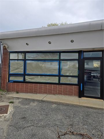 602 WARWICK Avenue, Warwick, RI 02888