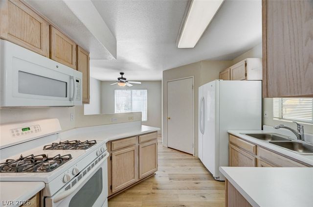 698 South Racetrack Road 713, Henderson, NV 89015