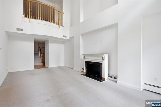 207 Shearwater Court 17, Jersey City, NJ 07305