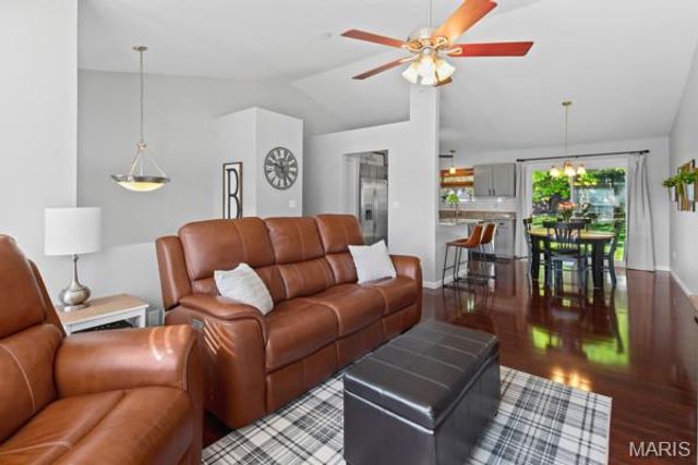 1925 Iditarod Trail, Festus, MO 63028